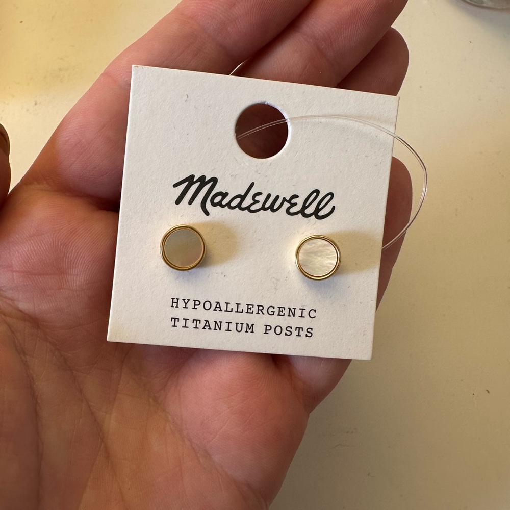 Madewell Gold-Tone Mother-of-Pearl Round Studs